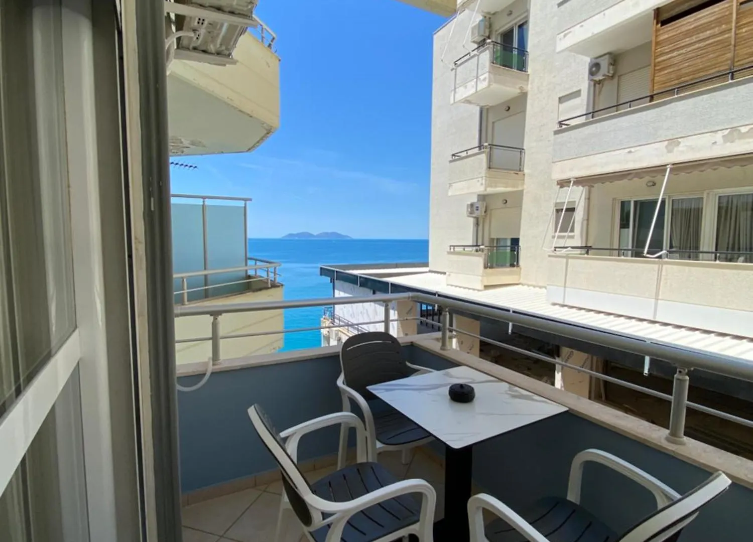Apartament In Uje I Ftohte Vlore Albania